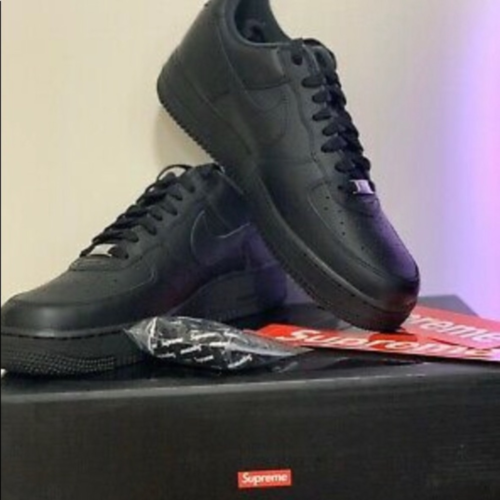 Supreme black air force ones
